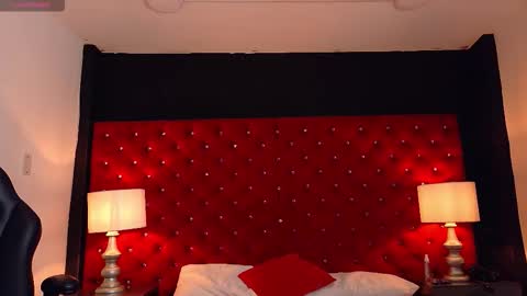 SKYLERBIGXXX online show from September 21, 3:30 am