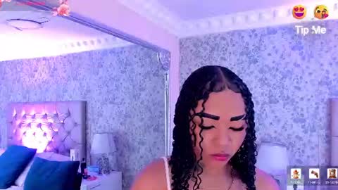 skylerbloom online show from July 31, 7:46 pm