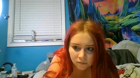 skylerrayy online show from October 19, 12:55 am