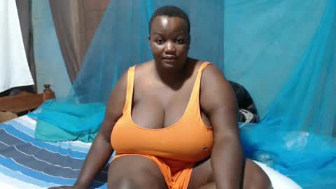 sheliah online show from March 12, 3:35 am