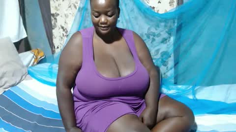 sheliah online show from November 18, 3:56 am