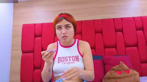 Skynny online show from November 12, 8:52 pm