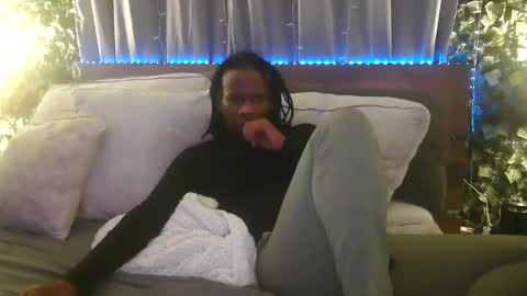 skyonetoo3 online show from December 22, 12:18 am