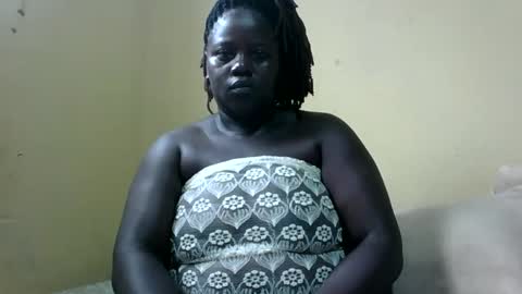 Snapshot of skyra1 chatting on December 12, 10:02 am skyra1 online show from December 12, 10:02 am