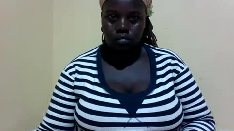 Snapshot of skyra1 chatting on December 15, 9:42 pm skyra1 online show from December 15, 9:42 pm