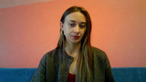 Snapshot of skyremnant chatting on December 15, 9:13 am skyremnant online show from December 15, 9:13 am