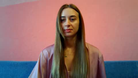 skyremnant online show from December 18, 9:15 am