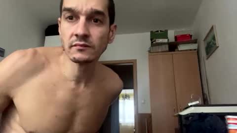 slabyhrac online show from September 24, 8:17 am