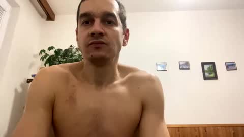 slabyhrac online show from February 19, 9:44 pm