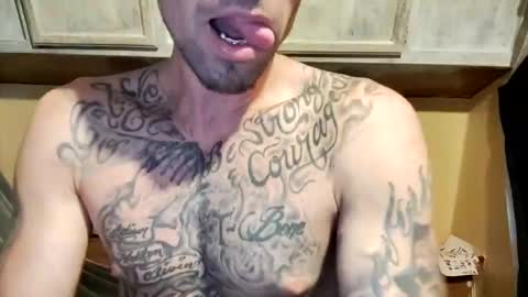 Snapshot of slangincock69 chatting on February 8, 1:22 pm SexyMFSlangincock69FYPM online show from February 8, 1:22 pm