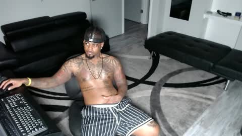 Snapshot of slangondemhoes chatting on January 9, 2:11 am nasty twitter KASHCARTERATL online show from January 9, 2:11 am