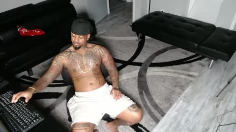 Snapshot of slangondemhoes chatting on February 9, 7:41 pm nasty twitter KASHCARTERATL online show from February 9, 7:41 pm