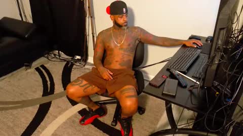 Snapshot of slangondemhoes chatting on November 3, 7:15 pm nasty twitter KASHCARTERATL online show from November 3, 7:15 pm