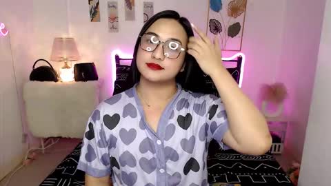 Snapshot of slave_amanda69 chatting on February 25, 11:31 am Queen Cyrine online show from February 25, 11:31 am