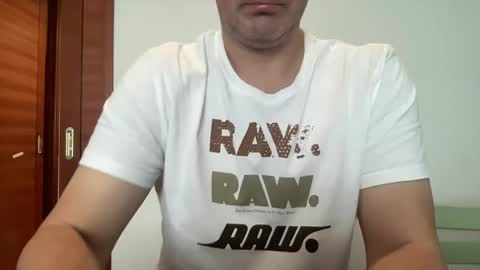 Snapshot of slaveforusebyu chatting on December 10, 3:20 am Naughty caucasian slave in Tokyo online show from December 10, 3:20 am