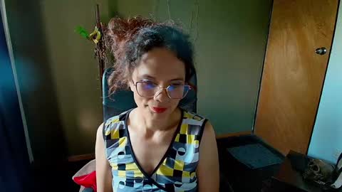 SlaveFuck online show from January 16, 9:19 pm