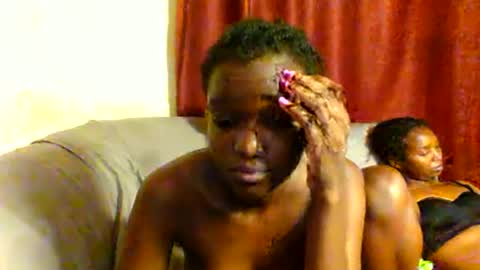 sleek_ass online show from March 10, 4:49 am