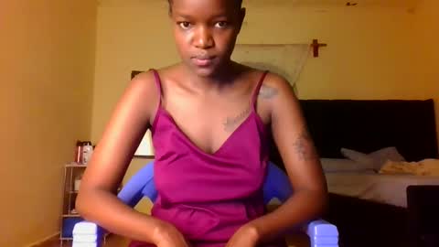 sleek_ass online show from September 12, 4:23 am