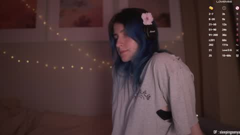 Sonya online show from December 19, 9:06 pm