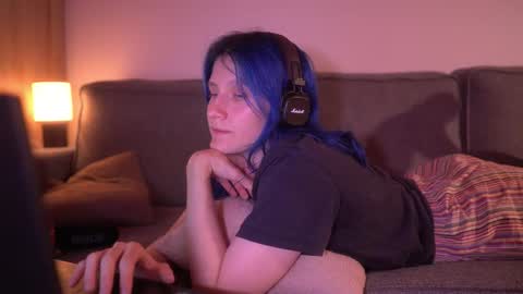 Sonya online show from September 16, 9:05 pm