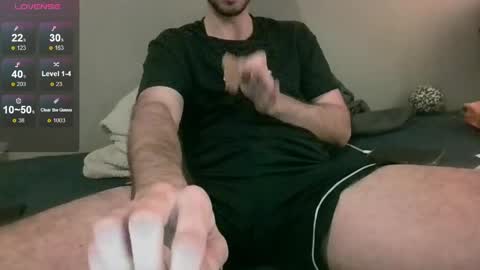 Snapshot of sleepless19 chatting on March 27, 10:31 pm sleepless19 online show from March 27, 10:31 pm