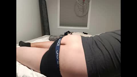 sleepwithyou online show from February 26, 7:09 am