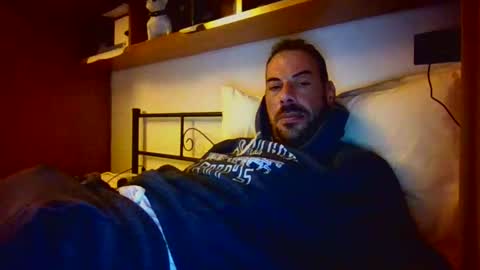 slevin online show from November 11, 6:52 pm