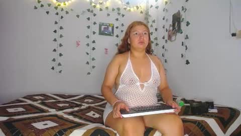 sleyandluna1 online show from June 9, 2:01 am