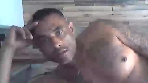 slickstre online show from June 15, 2:19 pm
