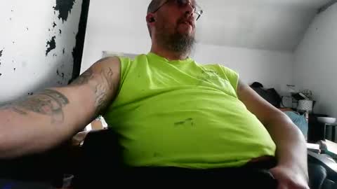 slickwill2391 online show from March 18, 3:04 pm