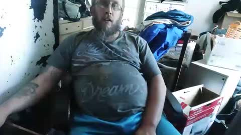 slickwill2391 online show from May 16, 5:34 pm