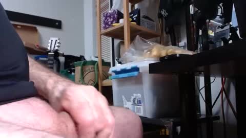 Snapshot of sliderguy699 chatting on March 6, 1:48 am sliderguy699 online show from March 6, 1:48 am