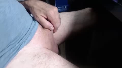 Snapshot of sliderguy699 chatting on October 13, 1:05 am sliderguy699 online show from October 13, 1:05 am