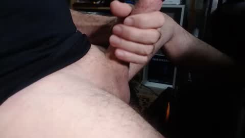 Snapshot of sliderguy699 chatting on November 21, 10:25 am sliderguy699 online show from November 21, 10:25 am