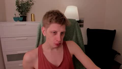 Andy online show from December 19, 8:38 pm