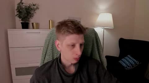 Andy online show from February 8, 8:34 pm