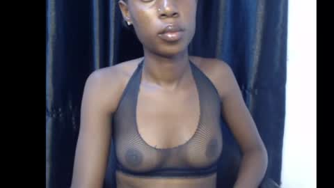 Snapshot of slim_candy12 chatting on May 21, 7:32 pm Lily online show from May 21, 7:32 pm