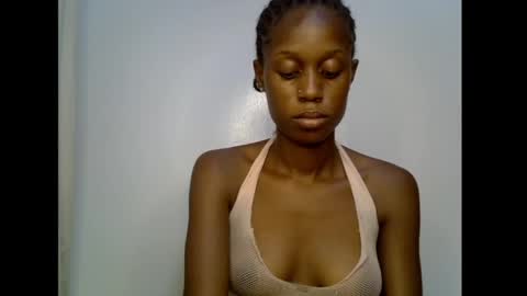 Snapshot of slim_candy12 chatting on May 23, 8:13 pm Lily online show from May 23, 8:13 pm