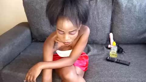 Snapshot of slim_desire chatting on November 23, 1:22 pm slim_desire online show from November 23, 1:22 pm