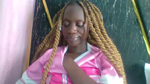 Snapshot of slim_ebony2006 chatting on February 21, 8:21 pm Anna online show from February 21, 8:21 pm