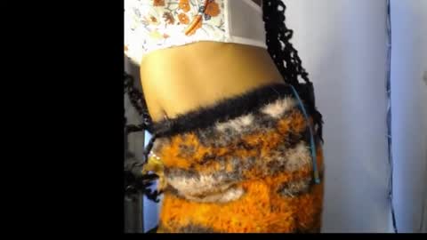 Snapshot of slim_ebonypet chatting on March 30, 8:59 am Crystal online show from March 30, 8:59 am