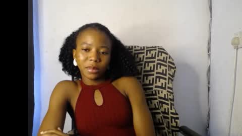 Snapshot of slim_ebonypet chatting on April 29, 9:13 am Crystal online show from April 29, 9:13 am