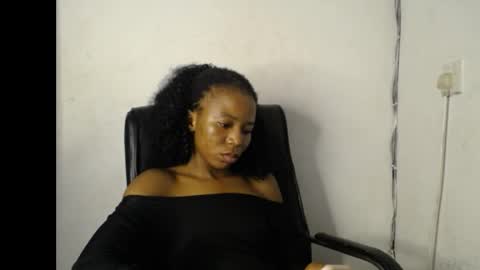Snapshot of slim_ebonypet chatting on April 30, 10:58 pm Crystal online show from April 30, 10:58 pm