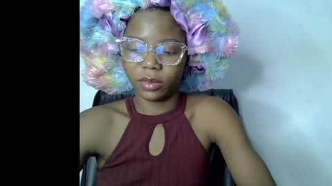 Snapshot of slim_ebonypet chatting on May 11, 8:42 am Crystal online show from May 11, 8:42 am