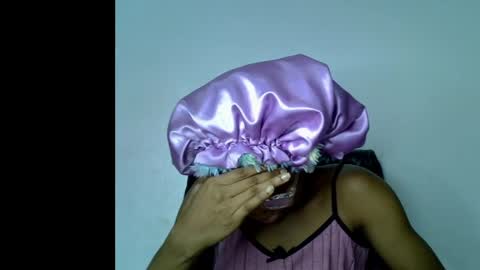 Snapshot of slim_ebonypet chatting on May 15, 11:28 am Crystal online show from May 15, 11:28 am