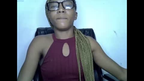 Snapshot of slim_ebonypet chatting on June 23, 6:06 pm Crystal online show from June 23, 6:06 pm