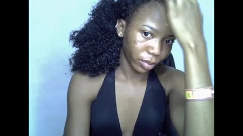 Snapshot of slim_ebonypet chatting on July 24, 8:45 am Crystal online show from July 24, 8:45 am