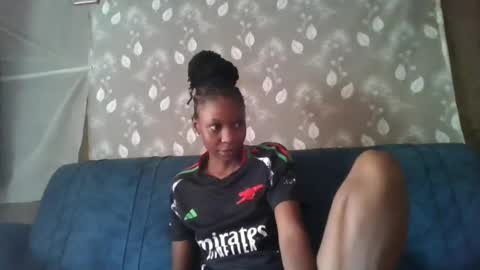 slim_girl01 online show from July 2, 6:52 am