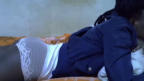 Snapshot of slim_girl3 chatting on October 29, 2:08 pm slim_girl3 online show from October 29, 2:08 pm