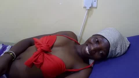 Snapshot of slim_kiteey chatting on October 25, 7:16 am slim_kiteey online show from October 25, 7:16 am